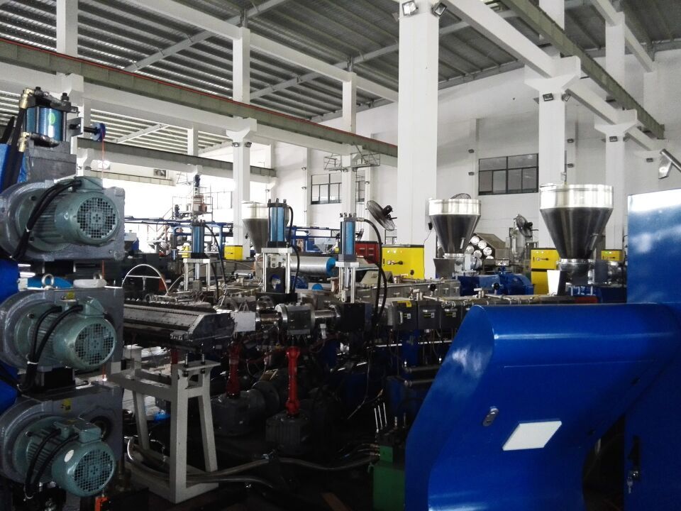 Three Layers Corrugated Roofing Tile Extrusion Machine